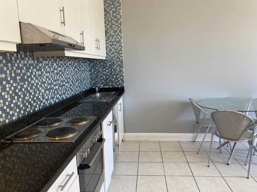 To Let 1 Bedroom Property for Rent in Zonnebloem Western Cape